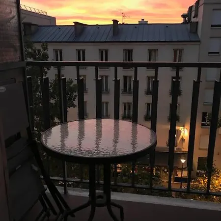 Elegant Et Lumineux A 500 M Paris Expo Porte De Versailles Apartment Issy-les-Moulineaux